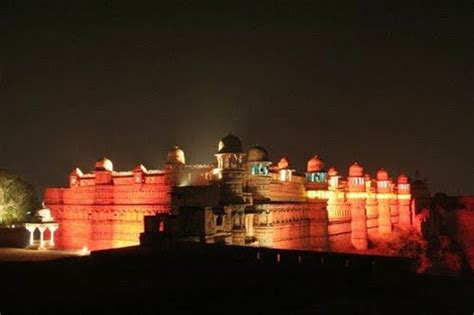 Why You Should Not Miss Sound & Light Show in Gwalior?