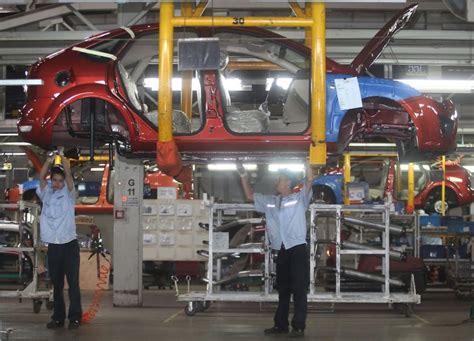 Ford automobile factory in China - All Photos - UPI.com