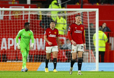 Manchester Utd slump to humiliating 3-0 home loss to Bournemouth | Reuters