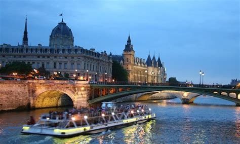 Eiffel Tower Dinner, Seine River Cruise and the Moulin Rouge | Do Something Different