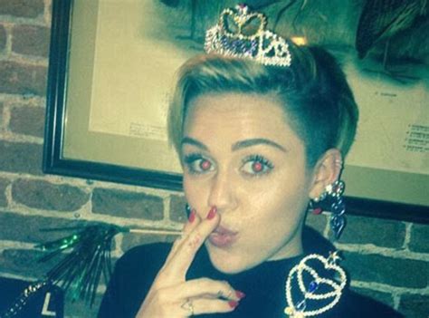 Miley Cyrus threw a sadomasochistic party in honor of his 21st birthday - news-4y