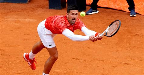 Last of the 'Big Three' standing, Djokovic eyes Grand Slam record | Reuters