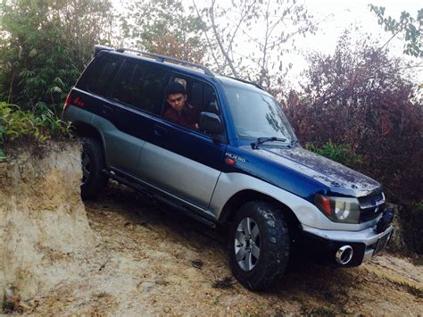 Mitsubishi Pajero io! Off roading | Offroad, Mitsubishi, Dream cars