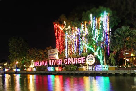 Melaka River Cruise - Beach Lover