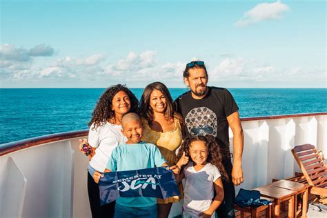 Who’s On Board Semester at Sea: Meet the Flores Family | Semester at Sea