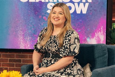 “The Kelly Clarkson Show” sets return date, teases upcoming guests