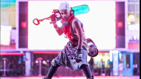 Ekko Skins And Cosplay (Part22 )[]deaditem[] - YouTube