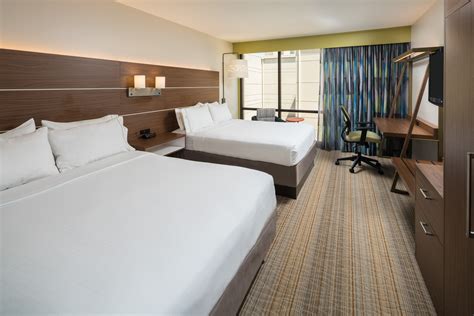 Holiday Inn Express & Suites | Springfield, Illinois | Visit Springfield