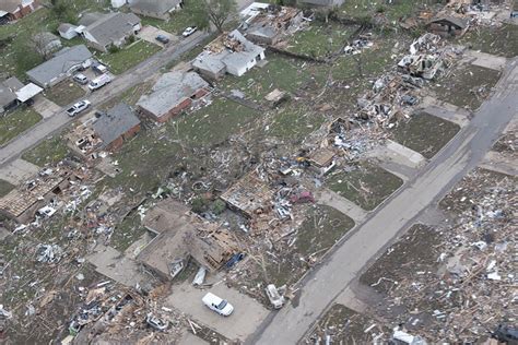 Photos Showing the Devastation of the Oklahoma City Tornado Aftermath | Fstoppers