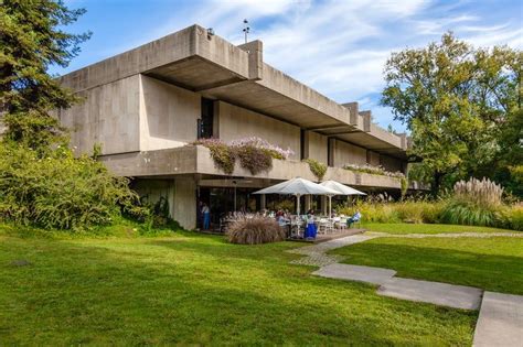 Museu Calouste Gulbenkian: The Calouste Gulbenkian Museum is a ...