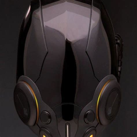 Tron-Legacy-Black-Guard-01-e1349825471399 | Futuristic helmet, Tron legacy, Tron