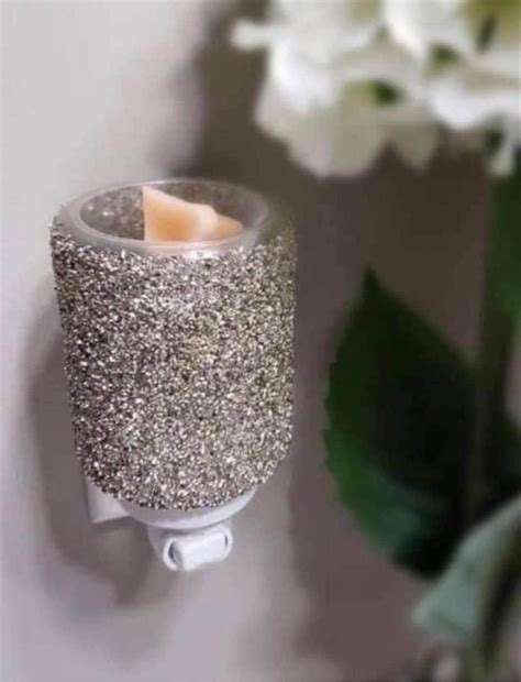 NEW! Glitter mini plug in wax warmer 💖💖 | Scentsy, Plug in wax warmer, Scentsy pictures