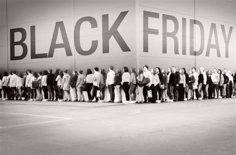 Black Friday Shopping - Word on the street with Visit Minot!Word on the ...