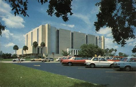 Library, University of South Florida Tampa, FL Postcard