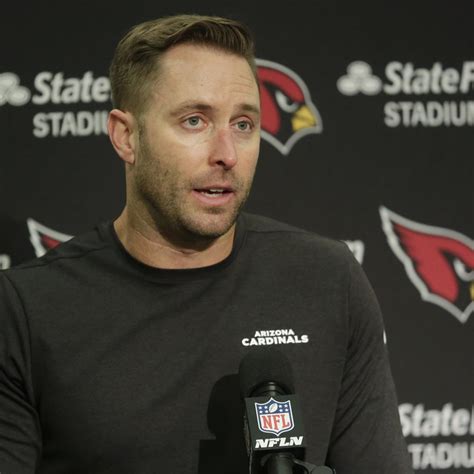 NFL Draft Viewer Recreates Kliff Kingsbury's Viral Mansion Photo with ...