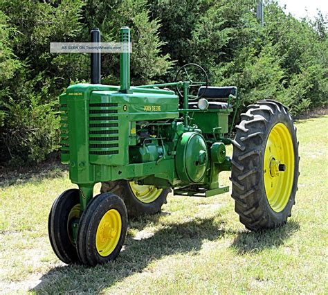 1951 Vintage Antique John Deere G, Good Running Restored Tractor.