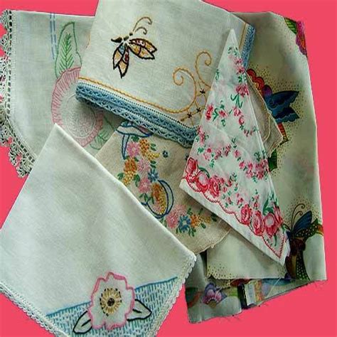 Embroidered Hankies at best price in Mumbai by Amratlal & Company | ID: 1158824097