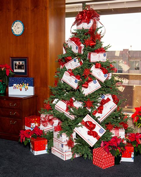 Office Christmas Tree Ideas