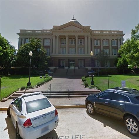 Anderson County Courthouse in Palestine, TX (Bing Maps)