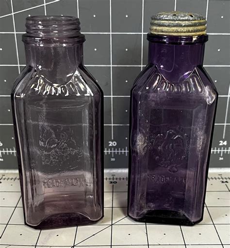 2 GEBHARDT EAGLE Chili Powder Purple Bottles | EstateSales.org