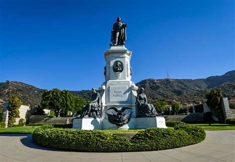 Forest Lawn Memorial Park (Hollywood Hills), Los Angeles