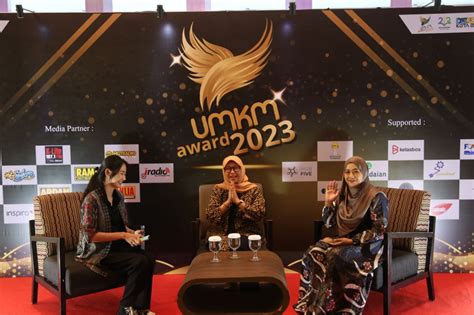 Disambut Antusias Saat Bandung Gelar UMKM Awards 2023 - Porosmedia.com