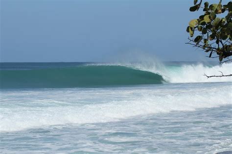 Surfing Puerto Rico / Everything You Need to Know