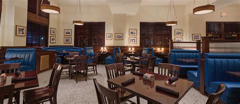 Settles Grill Casual Dining in Big Spring | Hotel Settles