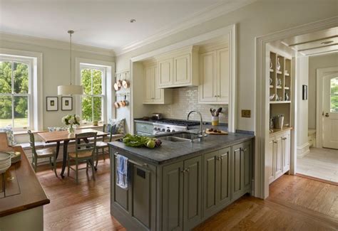 30 Kitchens With Stylish, Two-Tone Cabinets