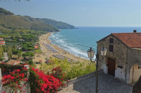 Top 10 beaches near Rome - Wanted in Rome