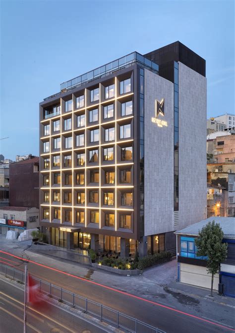 Naz City Hotel Taksim / Metex Design Group | ArchDaily