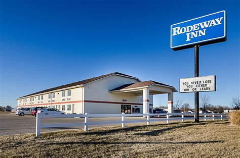 Rodeway Inn Larned, KS - See Discounts