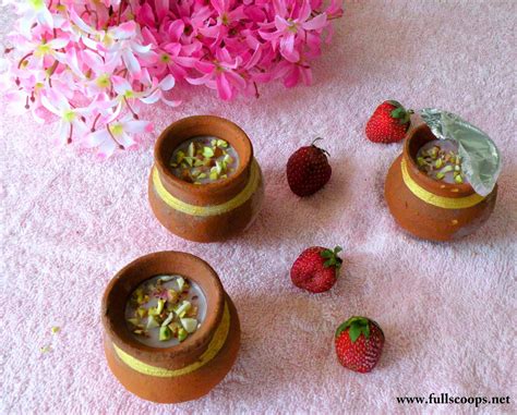 Strawberry Kulfi Recipe / Strawberry flavored Indian Ice Cream ~ Full ...