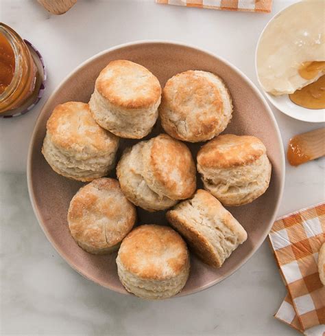 Southern Buttermilk Biscuit Recipe - A Cozy Kitchen | Recipe | Southern ...