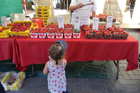 On the Grid : Farmer’s Market at Tivoli Village