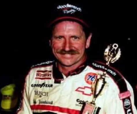 Dale Earnhardt Biography - Childhood, Life Achievements & Timeline