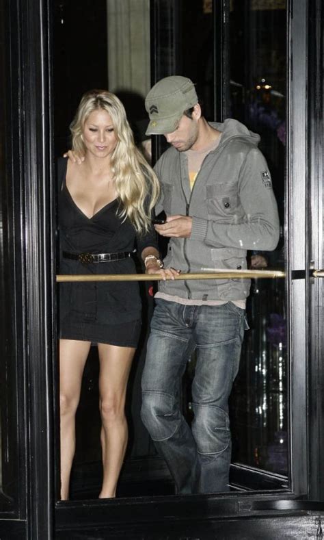 Anna Kournikova and Enrique Iglesias (7 pics) - Izismile.com