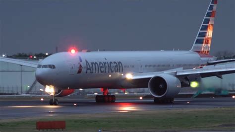 American Airlines Fleet Boeing 777-300ER Details and Pictures