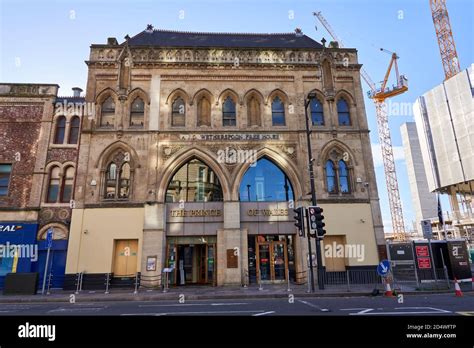 The Prince of Wales Wetherspoons pub, Cardiff, South Wales Stock Photo - Alamy