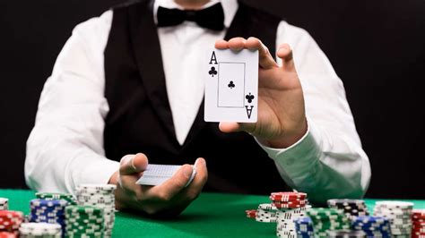 Blackjack vs. Poker - Which Game Is Better for You?