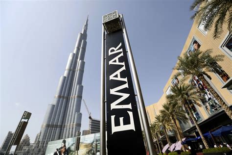 Virus Concerns Hit Shares in Builder of World’s Tallest Tower - Bloomberg