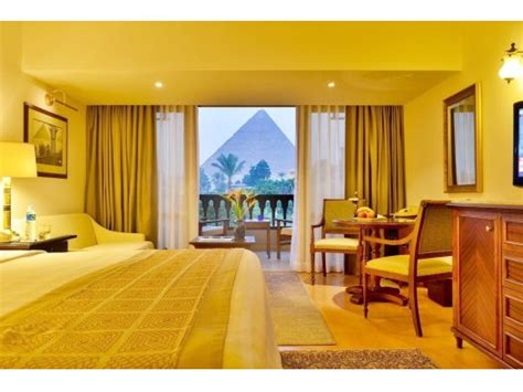 Stay in the 5-Star Mena House Hotel in Egypt | Inside Egypt