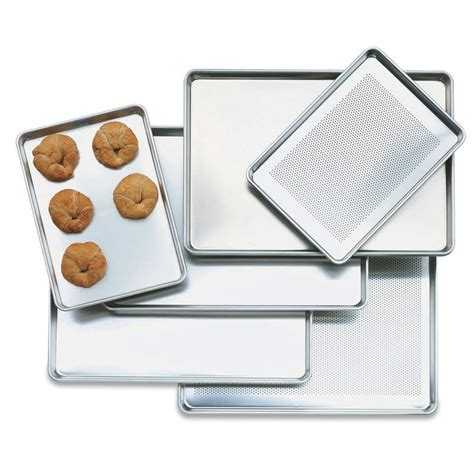 aluminium baking pan, 330 x 450 x 25mm - Dentons