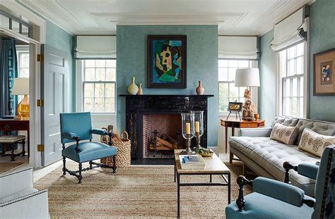 8 Top Designers Share Their Favorite Blue Paint Colors | Living room decor neutral, Living ...