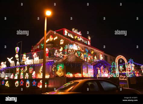 Christmas lights house lancashire hi-res stock photography and images ...