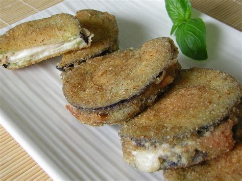 Melanzane fritte ripiene | In cucina con zia Lora