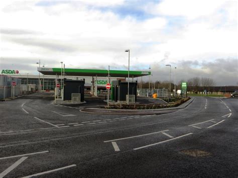 New ASDA petrol station, Ashington © Graham Robson cc-by-sa/2.0 ...