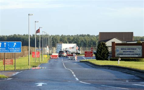 Shots fired at U.S. base RAF Mildenhall after vehicle attempts entry — U.K. police