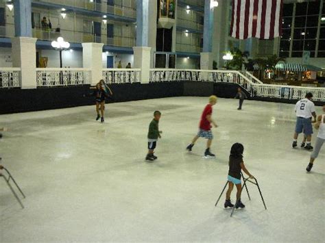 Carousel Resort houses the Ice Arena - Picture of Carousel Ice Skating ...