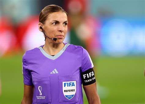 FIFA names first female refereeing trio for a men's World Cup | Reuters